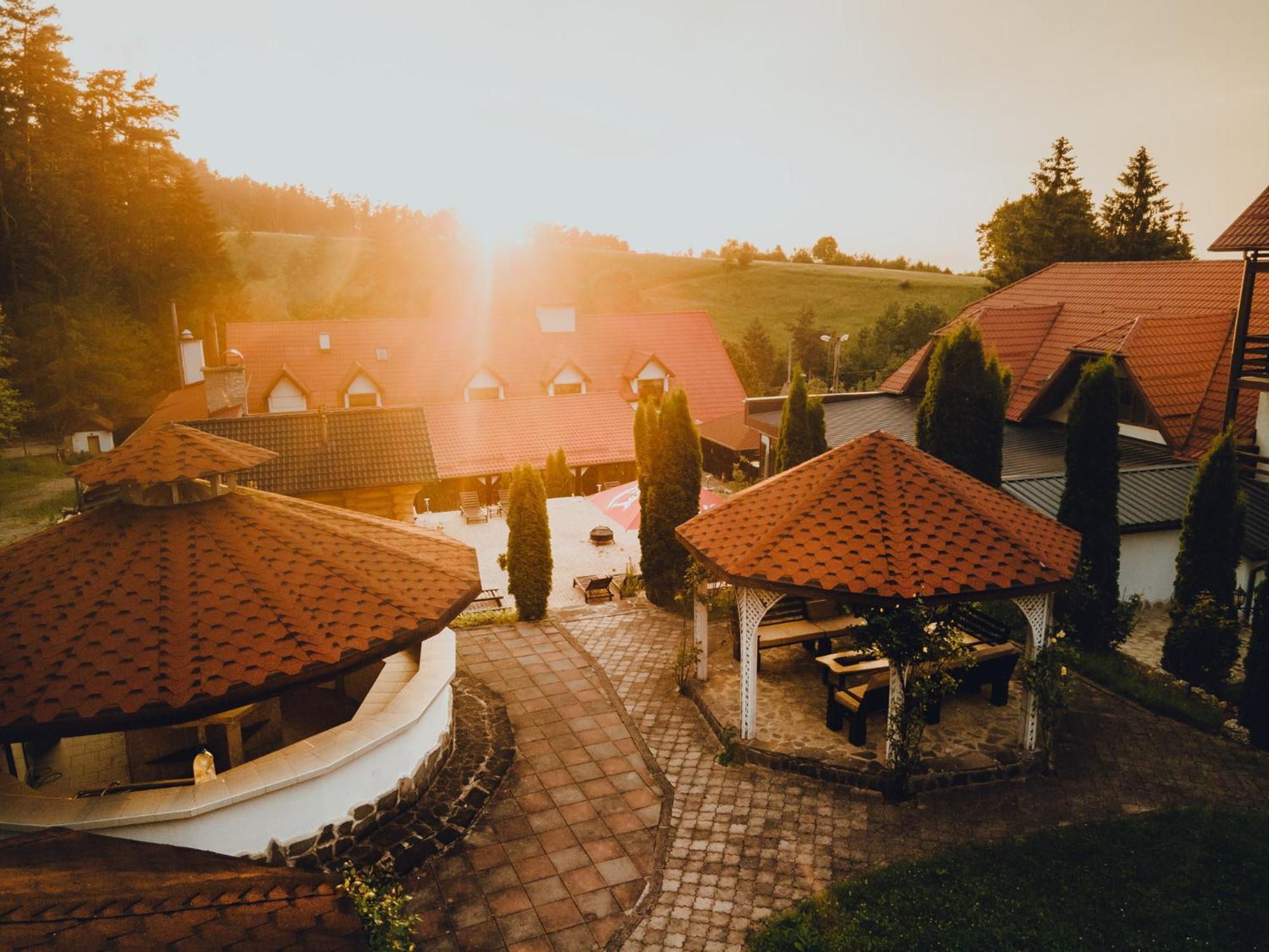 Q Resort&Spa Săcele Exterior foto